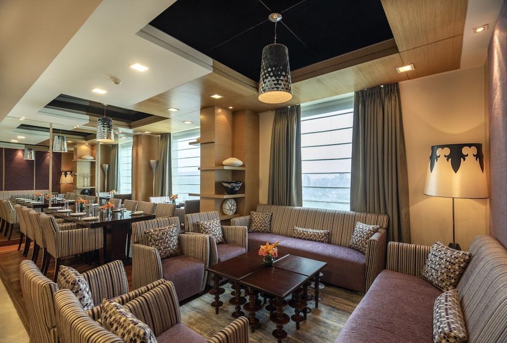 Radisson Gurugram Sohna Road City Center Gurgaon Exteriör bild
