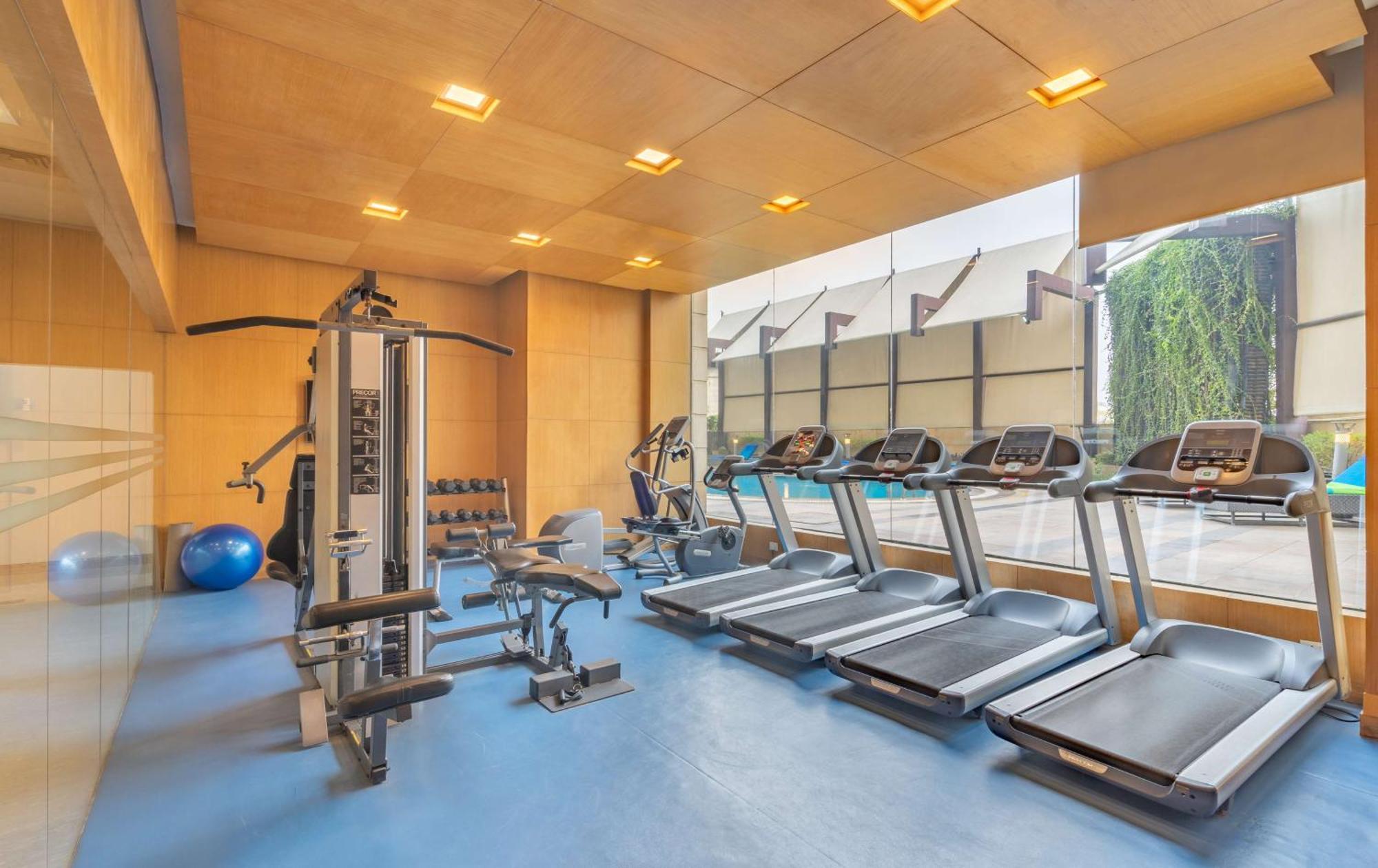 Radisson Gurugram Sohna Road City Center Gurgaon Exteriör bild