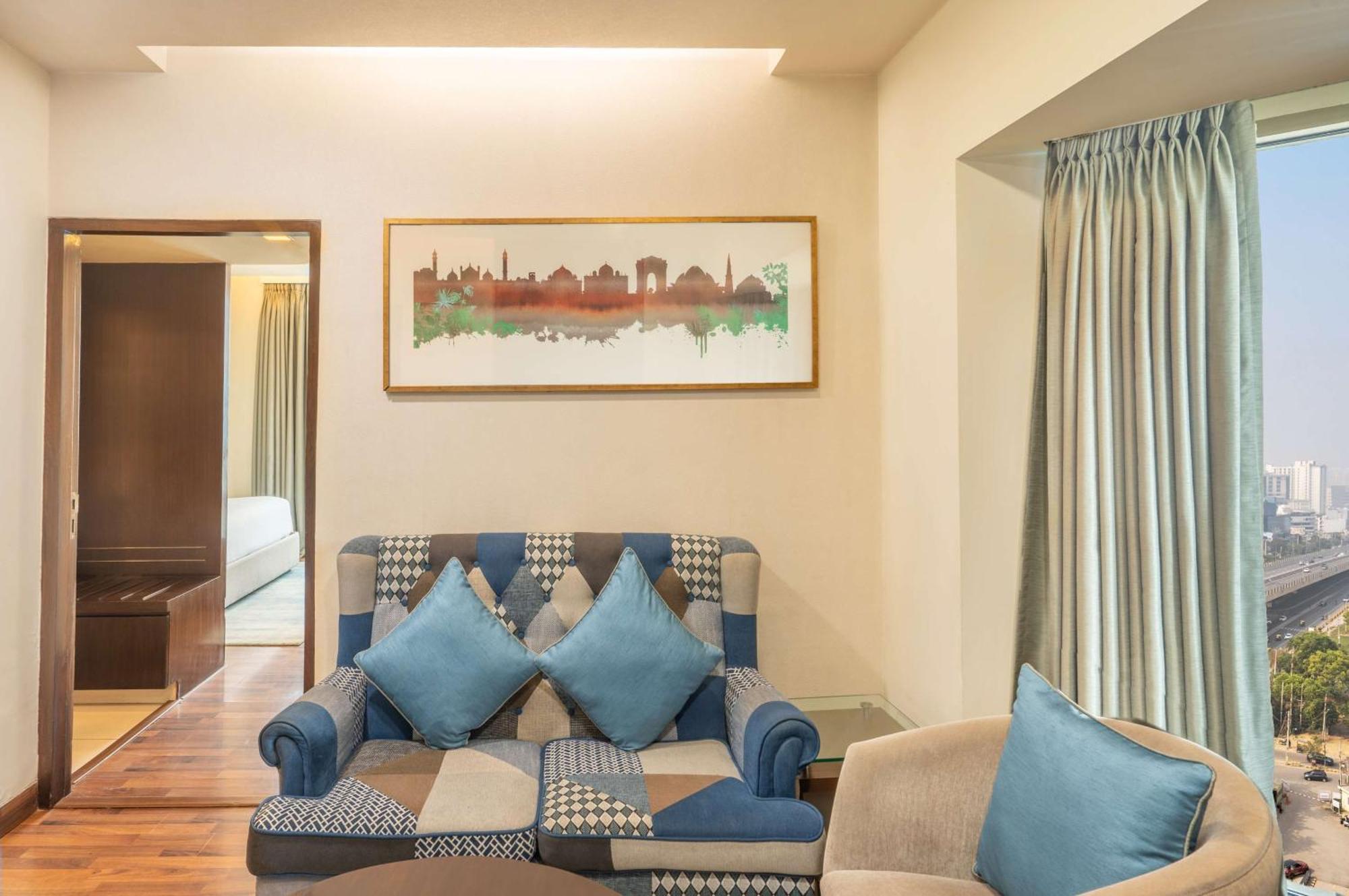 Radisson Gurugram Sohna Road City Center Gurgaon Exteriör bild