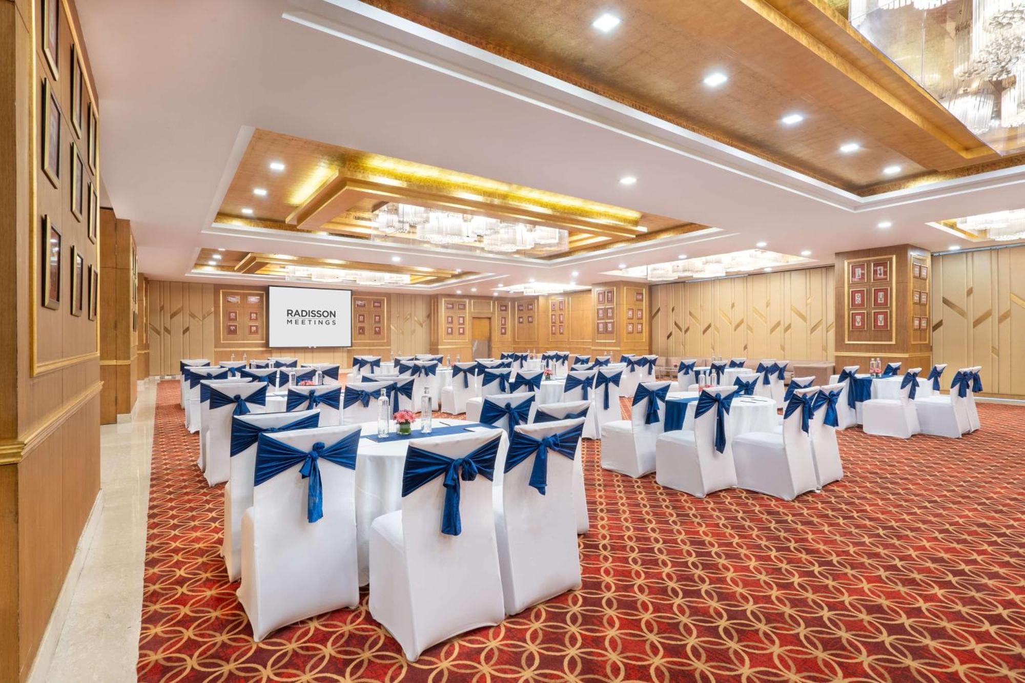 Radisson Gurugram Sohna Road City Center Gurgaon Exteriör bild