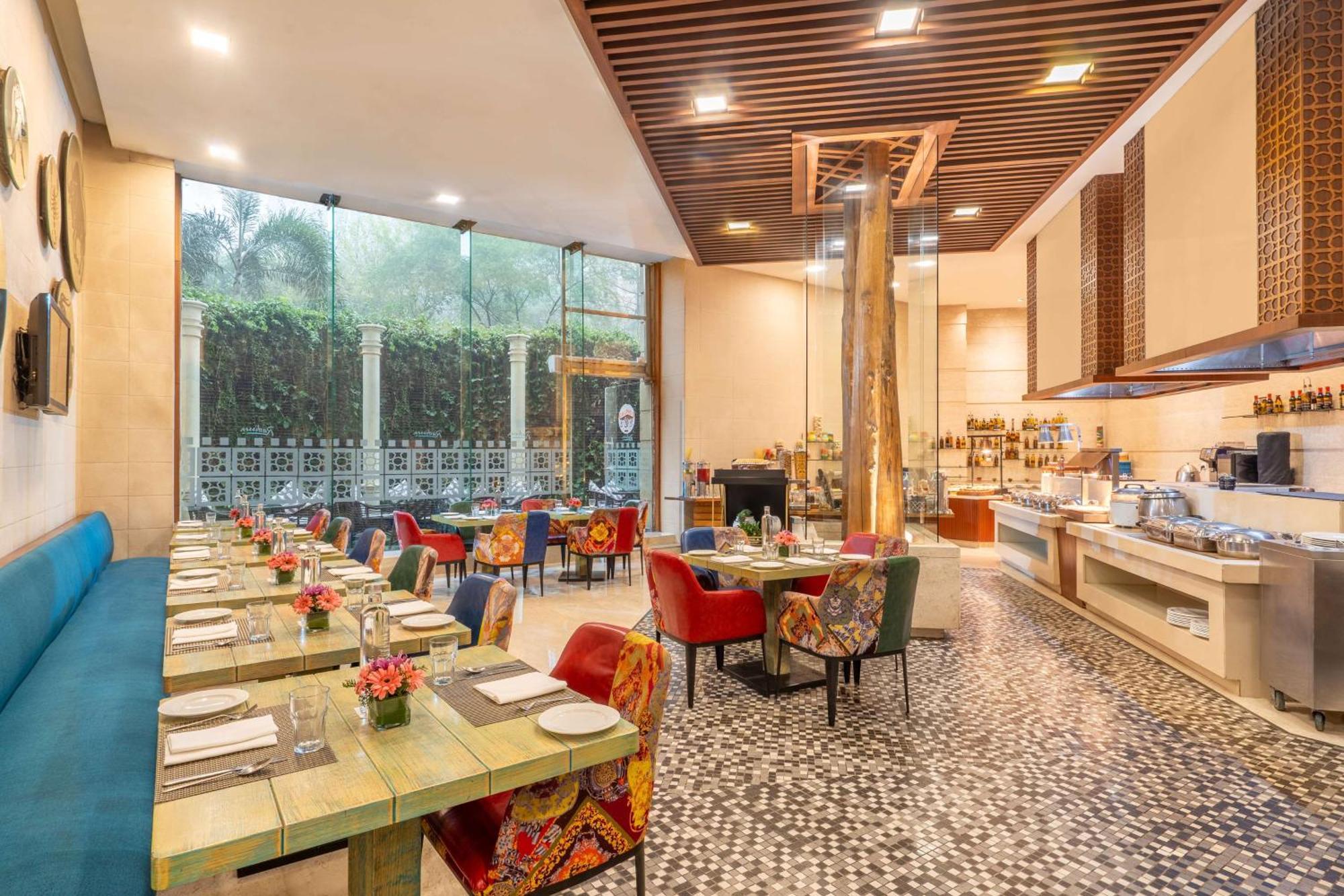 Radisson Gurugram Sohna Road City Center Gurgaon Exteriör bild