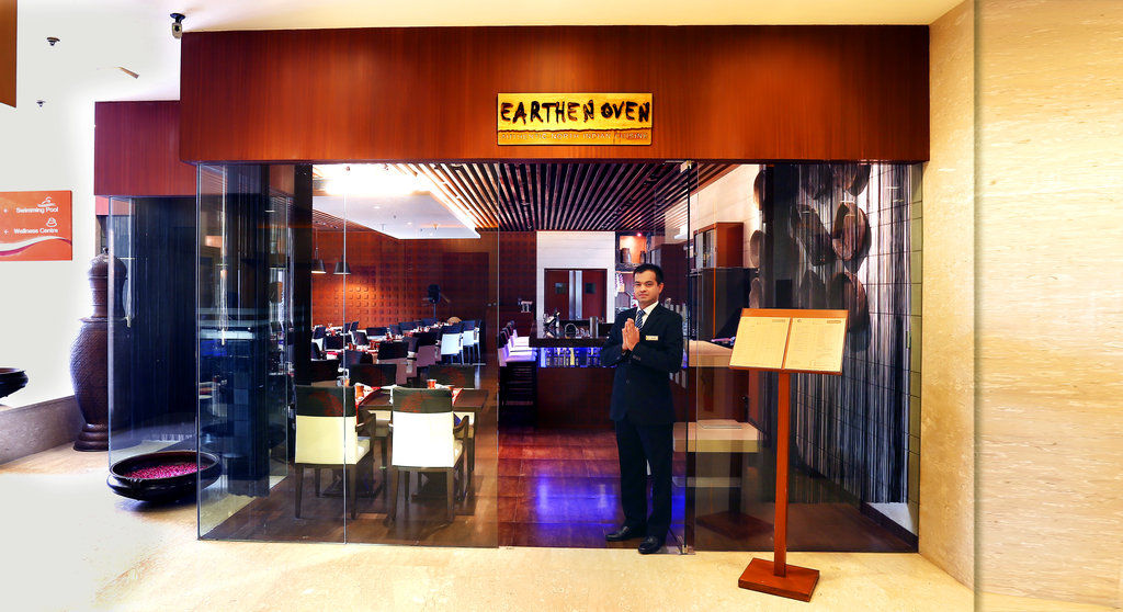 Radisson Gurugram Sohna Road City Center Gurgaon Exteriör bild