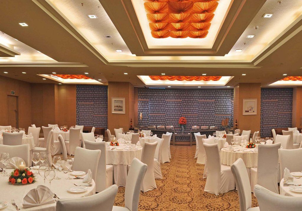 Radisson Gurugram Sohna Road City Center Gurgaon Exteriör bild