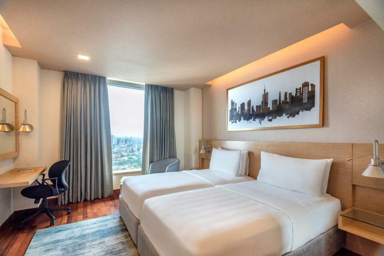 Radisson Gurugram Sohna Road City Center Gurgaon Exteriör bild